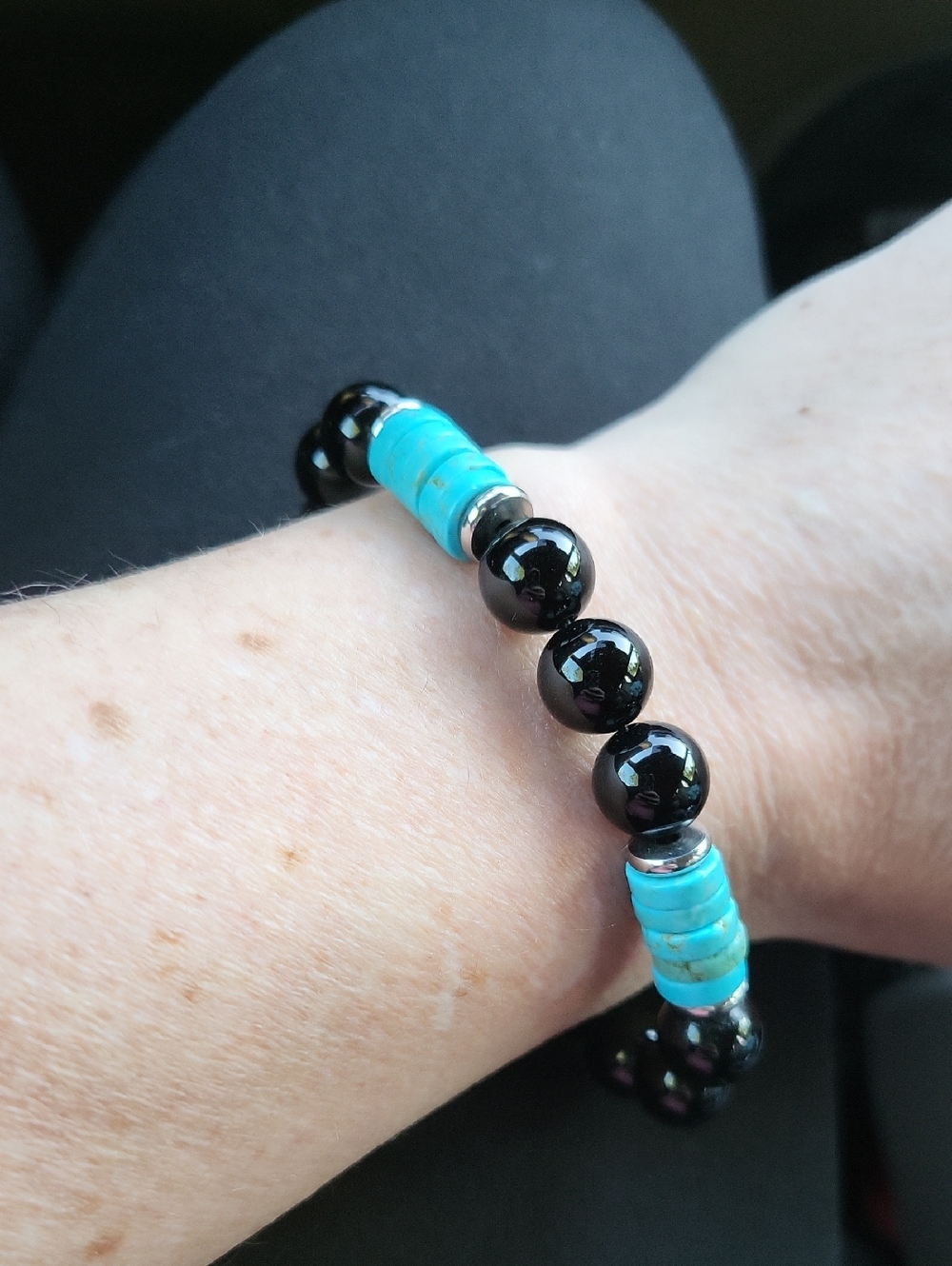 Turquoise & Black Beaded Stretch Bracelet - Unbranded